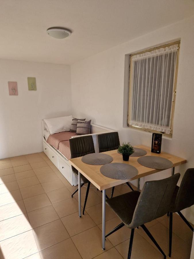Apartment Misic Rtina Extérieur photo
