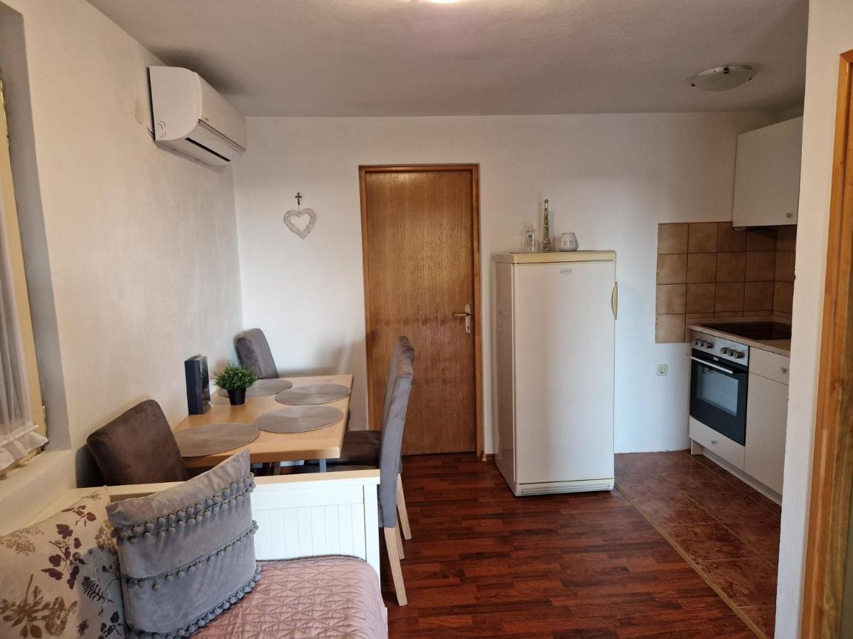 Apartment Misic Rtina Extérieur photo